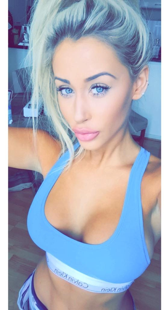 [Image: beccyedwards08.jpg]