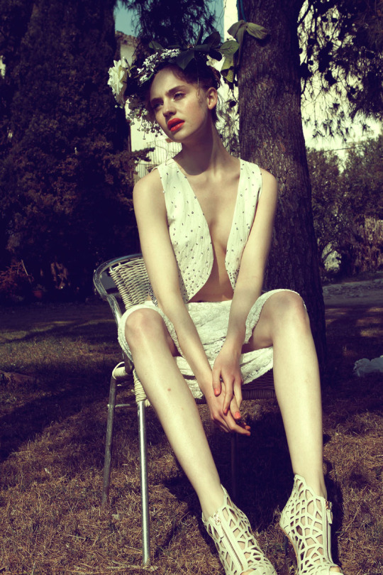 [Image: brynja-jonbjarnardottir-topless-naked-nude_4.jpg]