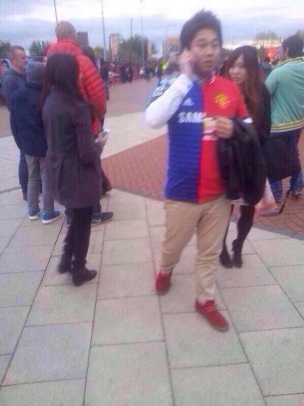 [Image: chelsea-united-kit-mashup.jpg]