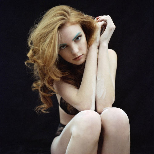 [Image: clara-settje-topless_18.jpg]