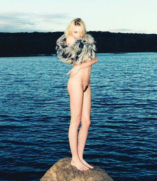 [Image: cora-keegan-topless-naked-nude_7.jpg]