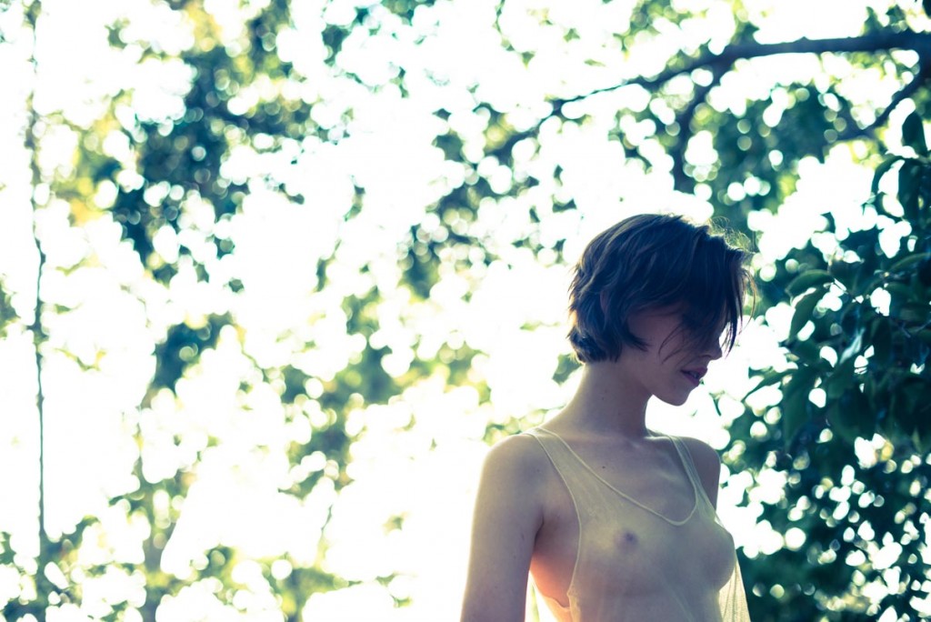 [Image: corrie-lejuwaan-topless-naked-nude_4.jpg]