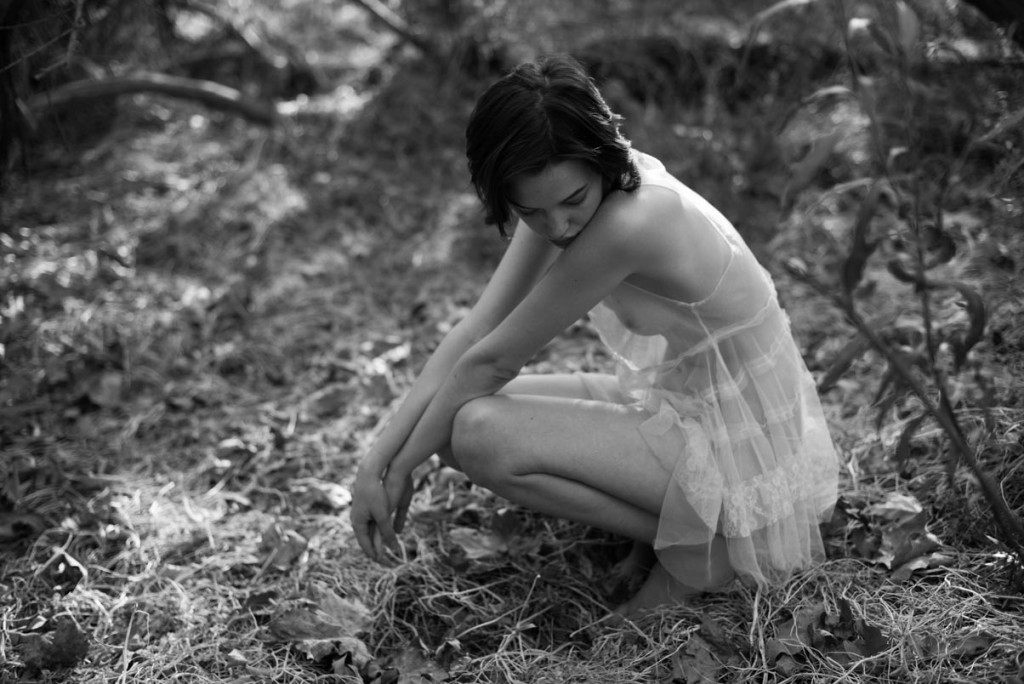 [Image: corrie-lejuwaan-topless-naked-nude_9.jpg]