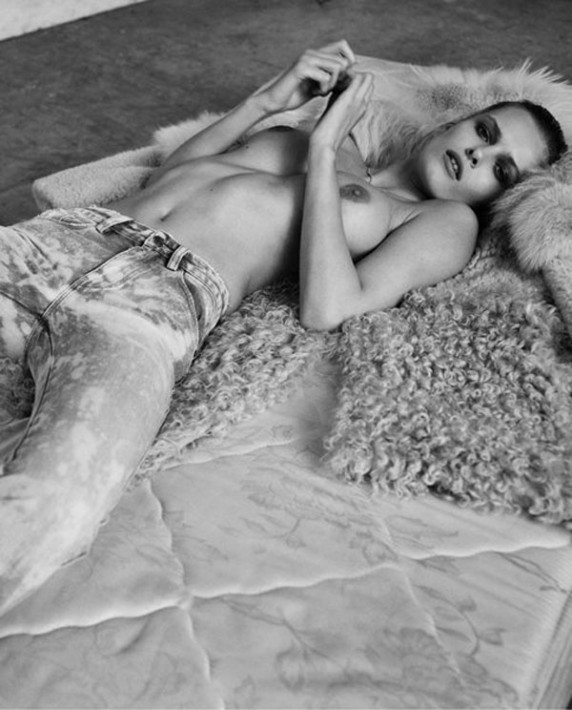 [Image: edita-vilkeviciute-nude_25.jpg]