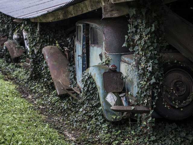 [Image: huge-french-barn-find.jpg]