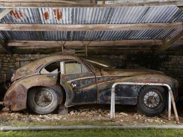 [Image: huge-french-barn-find_9.jpg]