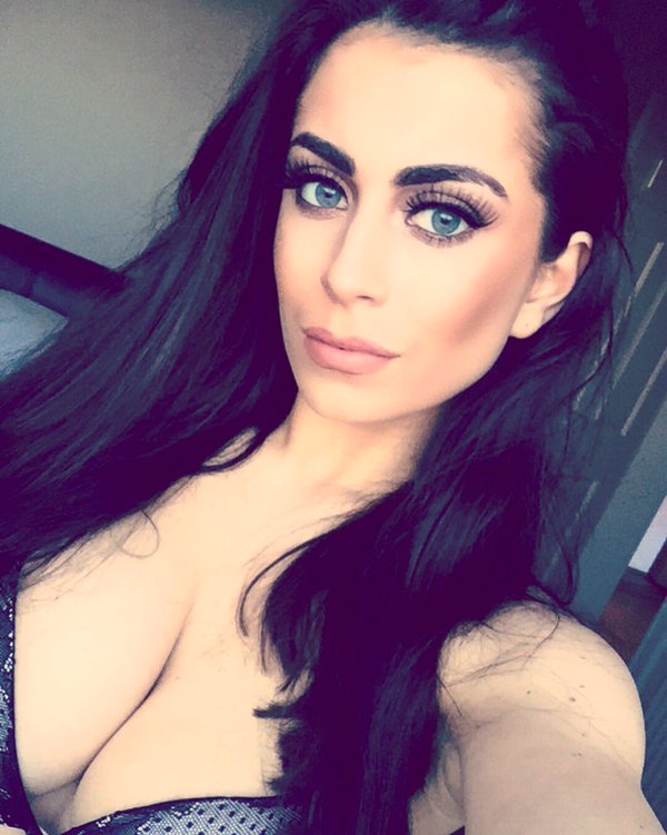 [Image: katiesalmon24_12.jpg]