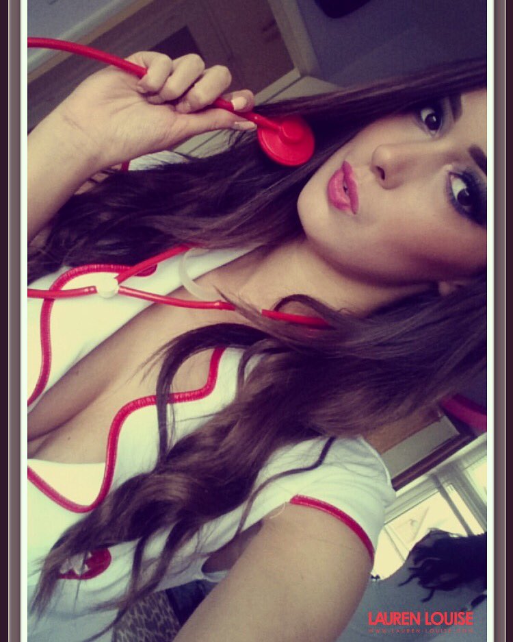 [Image: laurenlouise221_25.jpg]