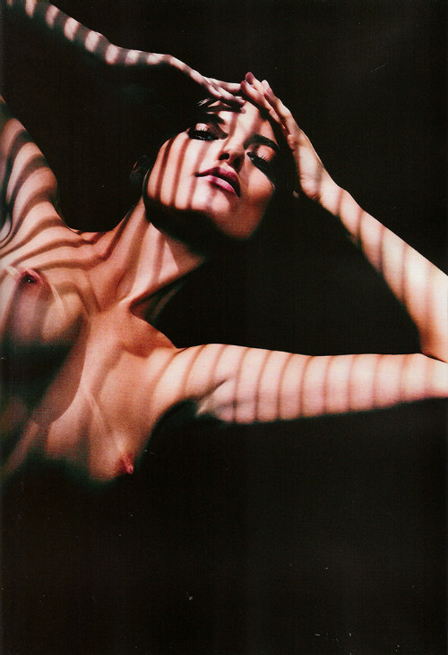 [Image: martha-hunt-topless-naked-nude_22.jpg]