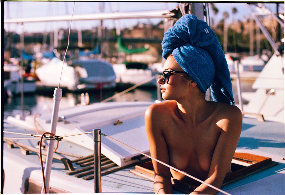 [Image: rayne-ivanushka-topless-naked-nude_15.jpg]