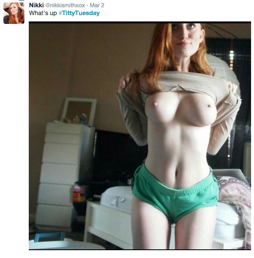 [Image: sexy-selfies-10-march_30.png]