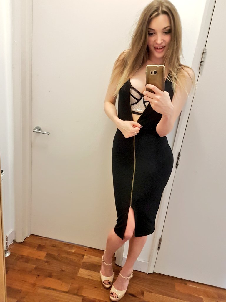 [Image: tamaragracexxx_11.jpg]