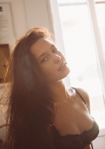 [Image: valeria-semushina-topless-naked-nude.jpg]