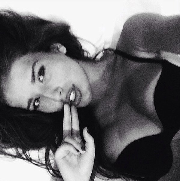 [Image: viktoriyat_.jpg]